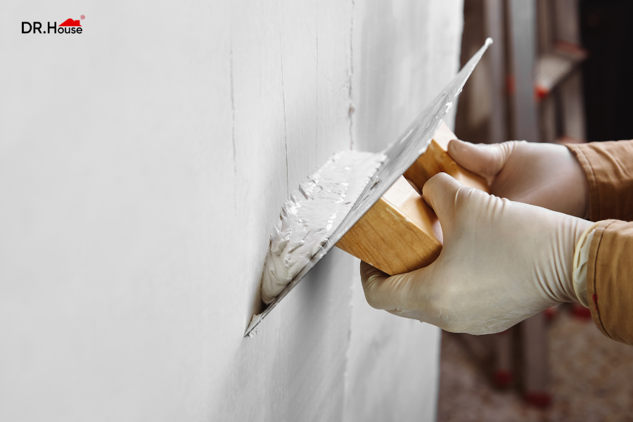 Nên giải quyết nguyên nhân tường nhà bị nứt